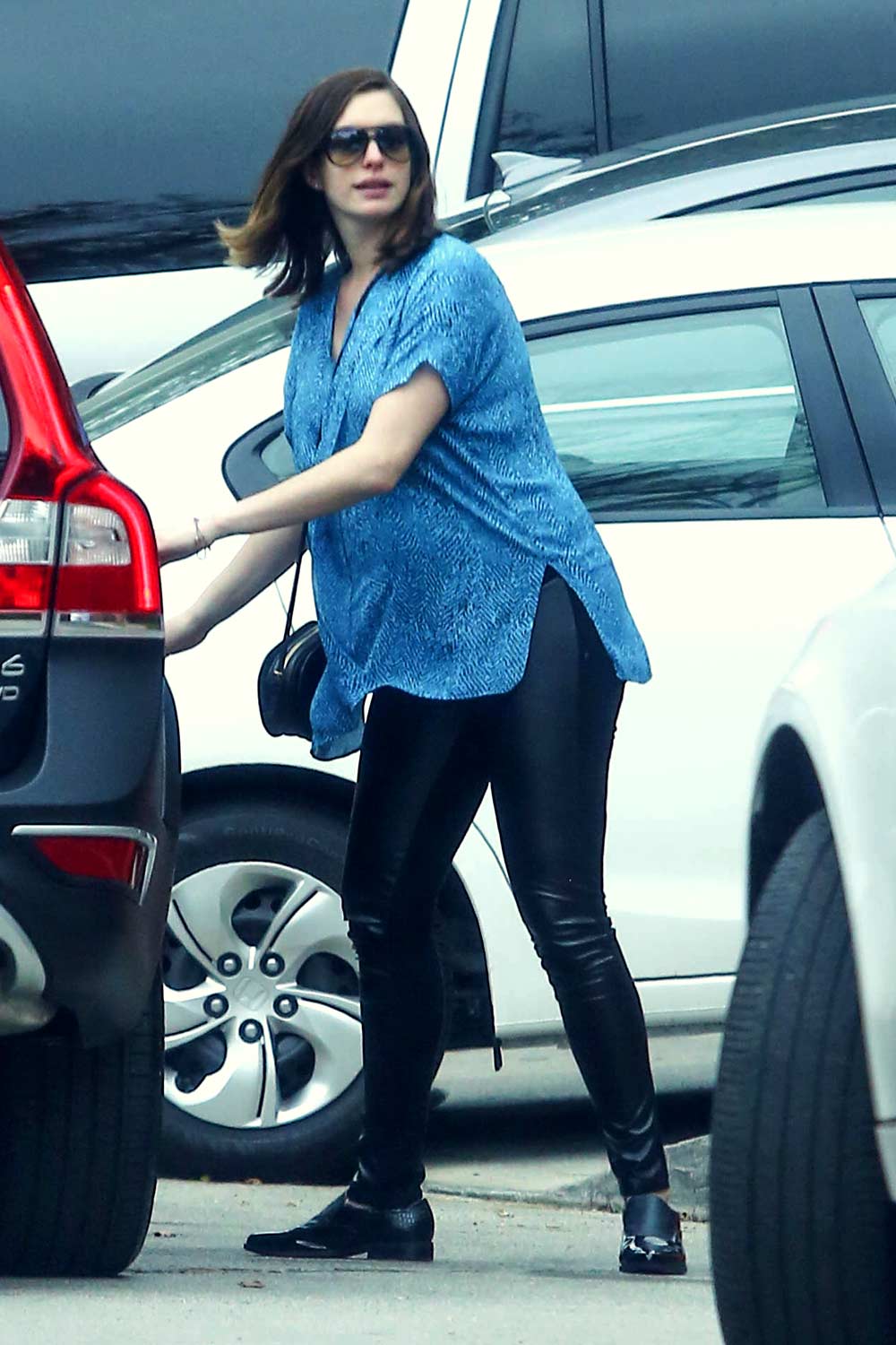 Anne Hathaway out in Hollywood