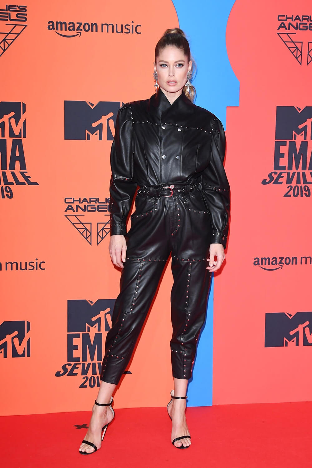 Doutzen Kroes attends MTV Europe Music Awards