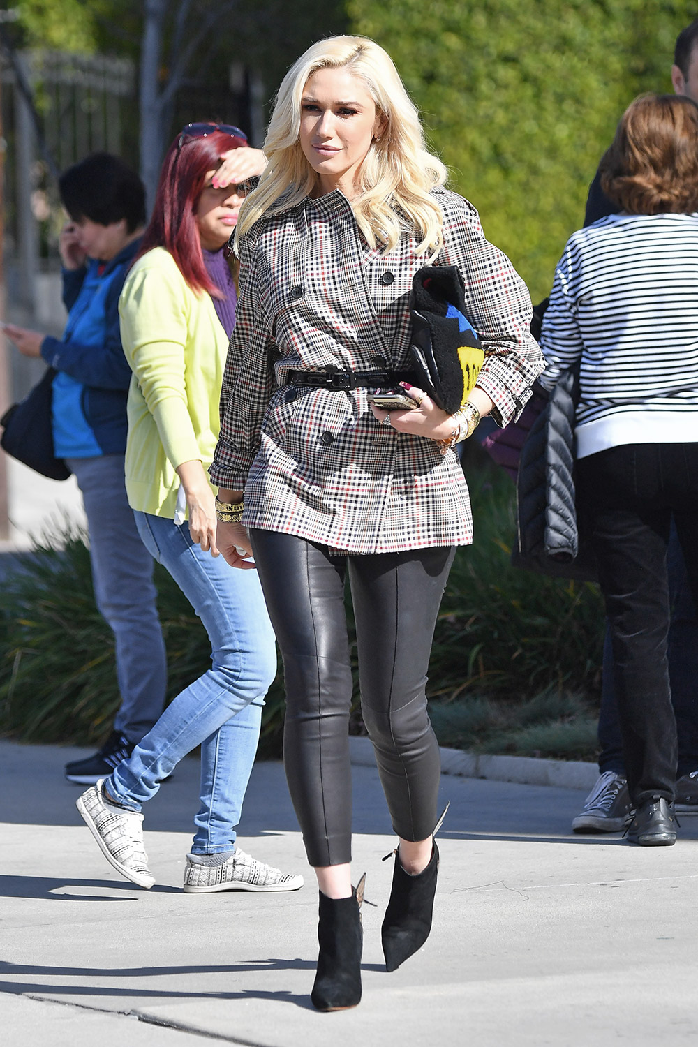 Gwen Stefani heads to church