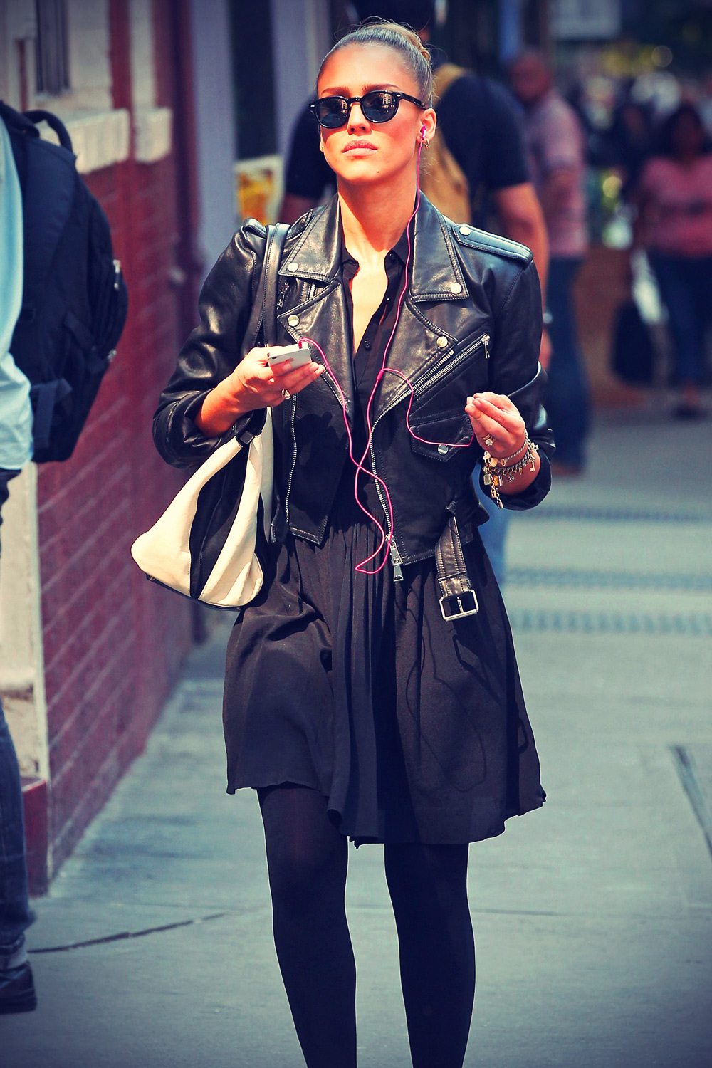 Jessica Alba out for a stroll in NYC