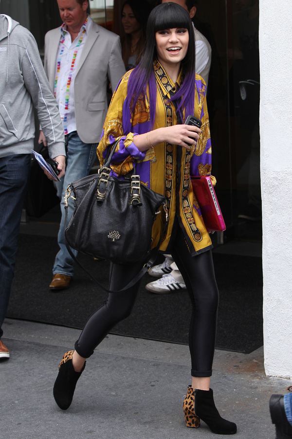 Jessie J arriving at an office building