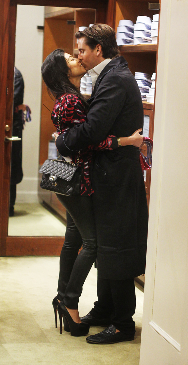 Kourtney Kardashian shopping at Bergdorf Goodman