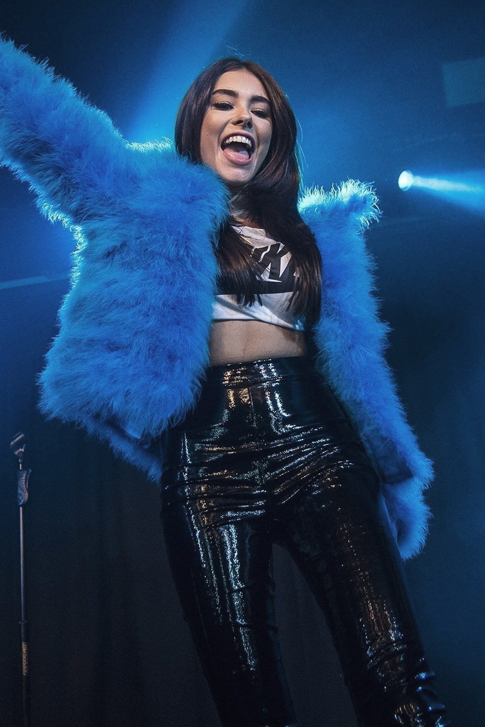 Madison Beer performs at the Hoxton Square Bar & Kitchen