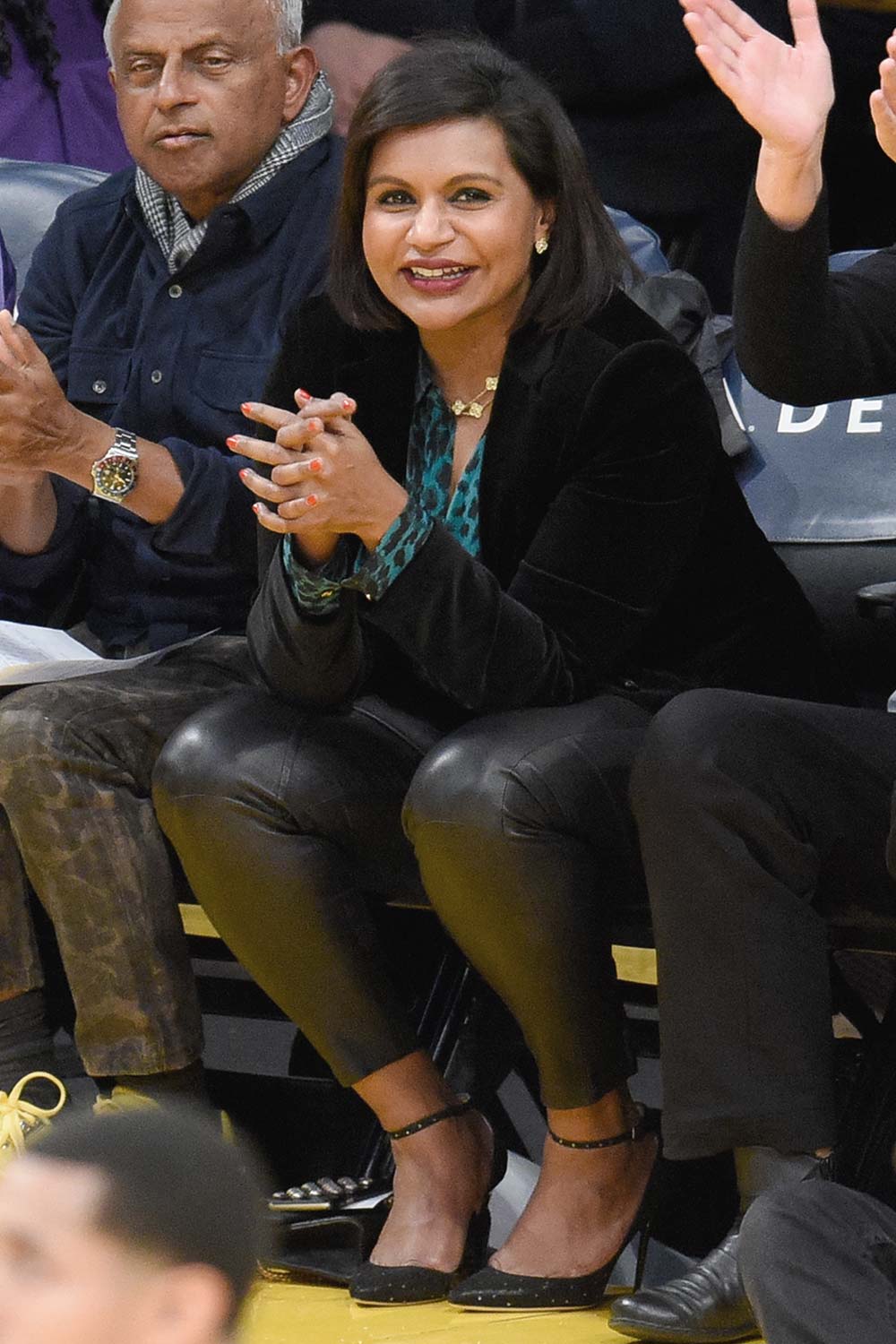 Mindy Kaling attends a basketball game between the Utah Jazz and the LA Lakers