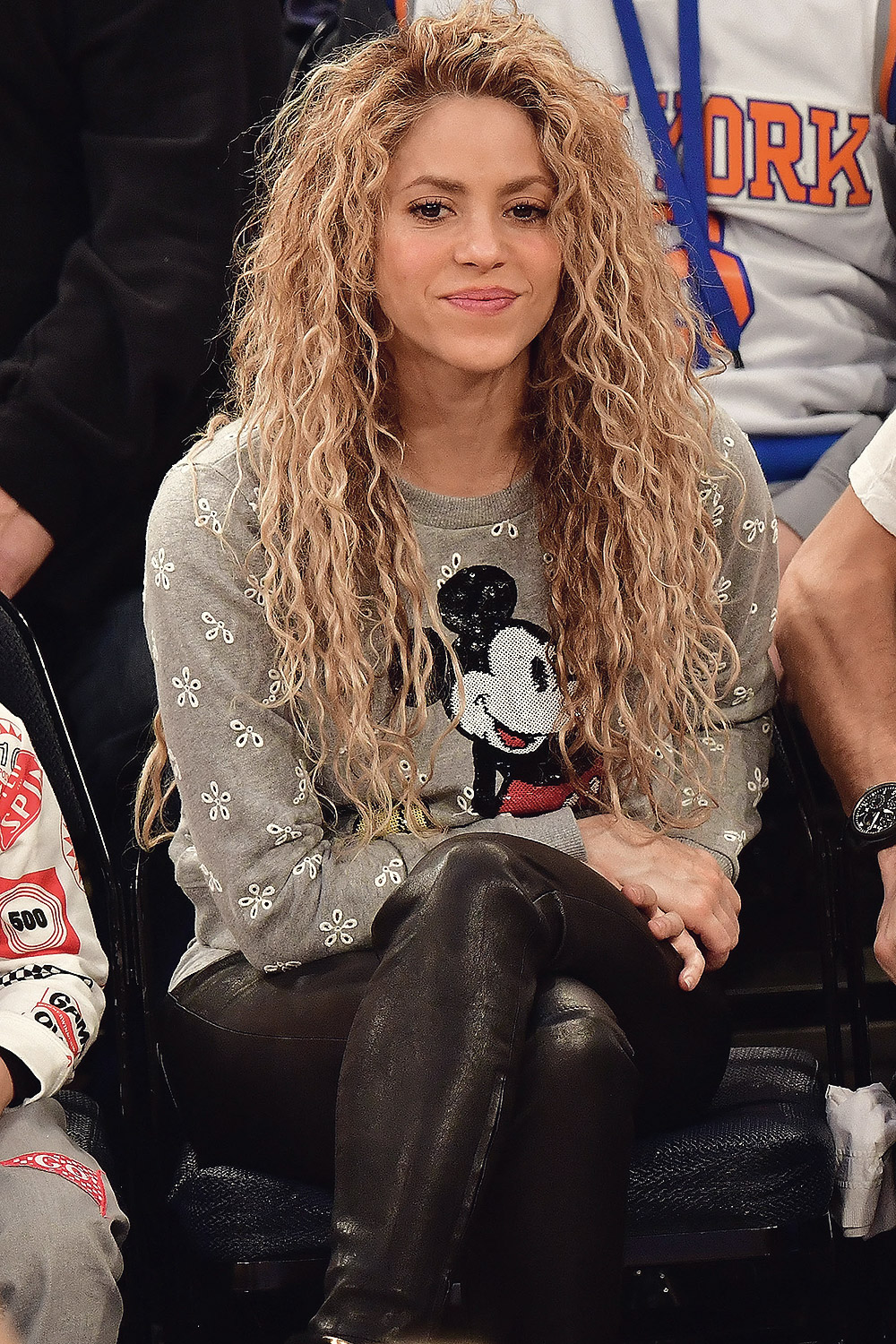 Shakira attends the New York Knicks Vs Philadelphia 76ers game