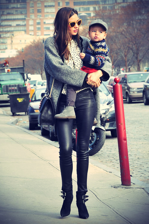 Miranda Kerr head out to a photo shoot